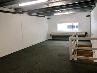 8/20 Harrington Street Arundel QLD 4214 - Image 3