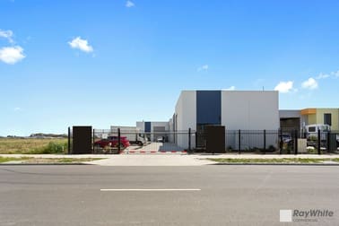 1/21 Futures Road Cranbourne West VIC 3977 - Image 1