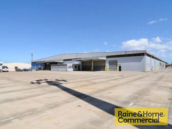 Hendra QLD 4011 - Image 1