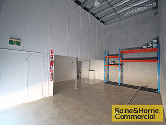 8/6 Oxley Street North Lakes QLD 4509 - Image 2