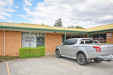 2 & 3/25 South Street Wodonga VIC 3690 - Image 2