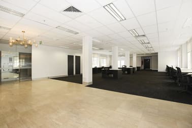Level 10/420 Collins Street Melbourne VIC 3000 - Image 2