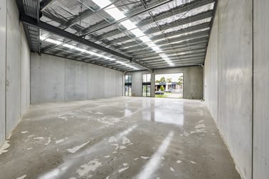 2/4 Dempster Street Ferntree Gully VIC 3156 - Image 2