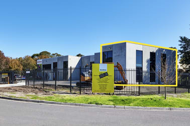 3/4 Dempster Street Ferntree Gully VIC 3156 - Image 1