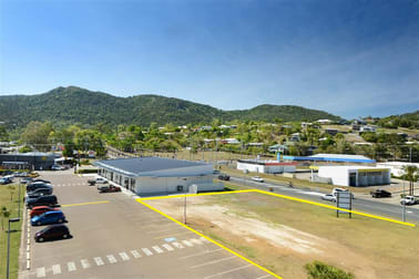 Reef Plaza Cnr Shute Harbour Rd/Paluma Rd Cannonvale QLD 4802 - Image 3