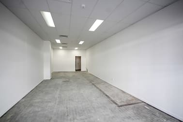 Shop 2/3290 Surfers Paradise Boulevard Surfers Paradise QLD 4217 - Image 2