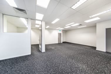 6/3 Vuko Place Warriewood NSW 2102 - Image 3