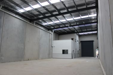 1/49 Eucumbene Drive Ravenhall VIC 3023 - Image 2