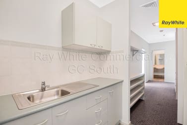 2b/5 Glenelg Avenue Mermaid Beach QLD 4218 - Image 2