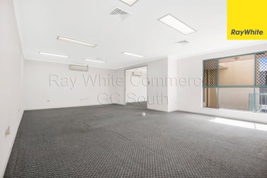 2a/5 Glenelg Avenue Mermaid Beach QLD 4218 - Image 3