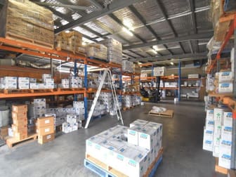 1/42 Keane Street Currajong QLD 4812 - Image 2