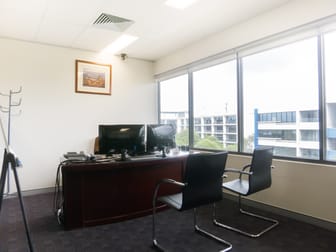 5.10/5 Celebration Drive Bella Vista NSW 2153 - Image 2