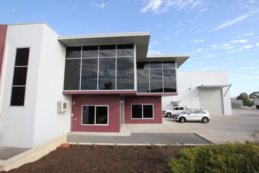 9 Rimmer Road Landsdale WA 6065 - Image 2