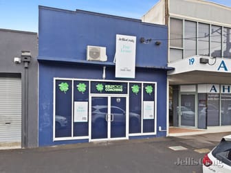 17 McNamara Street Macleod VIC 3085 - Image 2