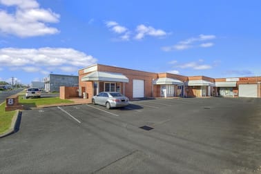 5/8 George Street Bunbury WA 6230 - Image 2