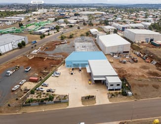 2/5-7 Spalding Street Harristown QLD 4350 - Image 1
