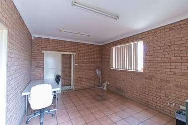 8/71 Racecourse Road Rutherford NSW 2320 - Image 3