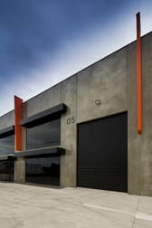 5/32 Panamax Road Ravenhall VIC 3023 - Image 1