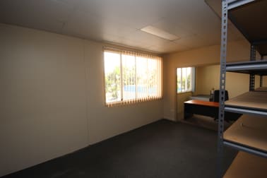 1/11 Carlton Street Kirwan QLD 4817 - Image 3