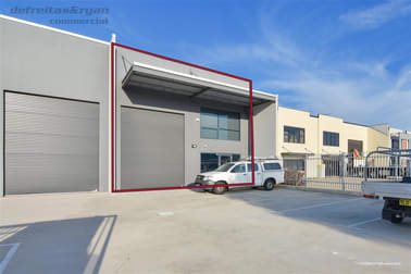 4/27 Mordaunt Circuit Canning Vale WA 6155 - Image 1