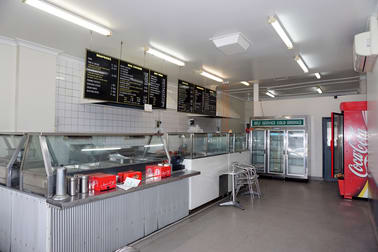102 John Street Singleton NSW 2330 - Image 2