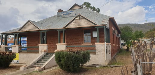 242 Marius Street Tamworth NSW 2340 - Image 2
