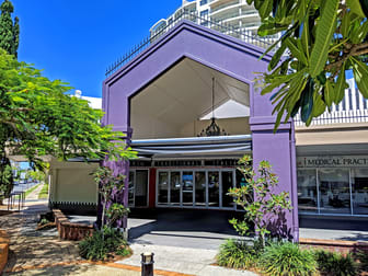2/30 Peak Avenue Main Beach QLD 4217 - Image 2