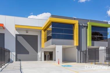 3/2 Carrington Drive Albion VIC 3020 - Image 1