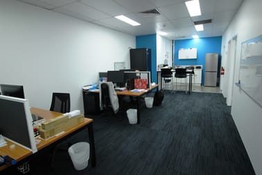 B3/58 Lake Street Cairns City QLD 4870 - Image 3