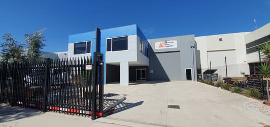 1/64 Yellowbox Drive Craigieburn VIC 3064 - Image 2