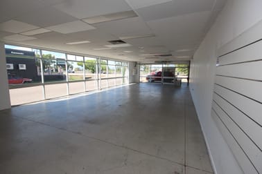 2/177 Ingham Road West End QLD 4810 - Image 3