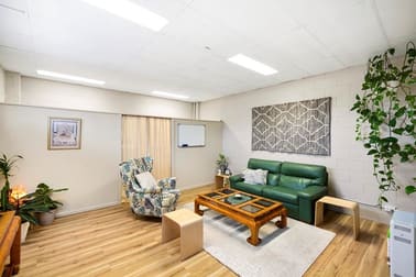 30-32 McAdam Square Croydon VIC 3136 - Image 1