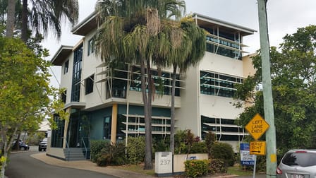 2/237 Bradman Avenue Maroochydore QLD 4558 - Image 1