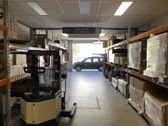 Unit 4/4-345 Plummer St Port Melbourne VIC 3207 - Image 3