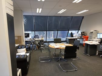 Level 1, 2/77 Raleigh Street Essendon VIC 3040 - Image 3