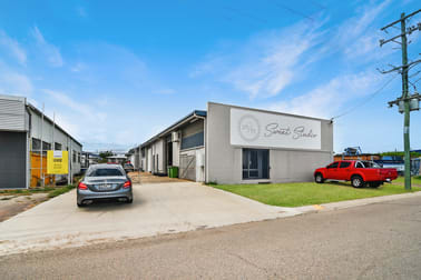 1/13 Yarrowee Street Currajong QLD 4812 - Image 1