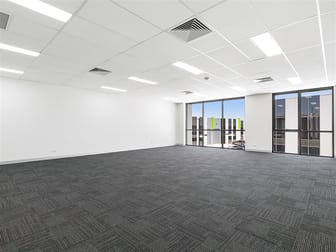 16/125 Rooks Road Nunawading VIC 3131 - Image 3