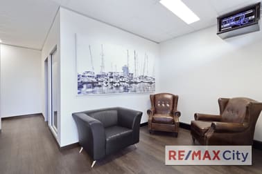 Level 1/33 Racecourse Road Hamilton QLD 4007 - Image 2