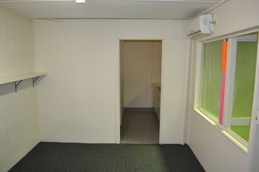 Unit 3/4-6 Fremantle Street Burleigh Heads QLD 4220 - Image 3