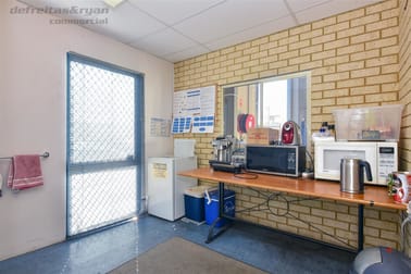 30 Parkinson Way Kardinya WA 6163 - Image 2