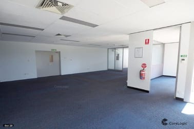 27 Irvine Drive Malaga WA 6090 - Image 3