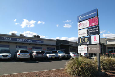 Suite 4, 103 Peel Street Tamworth NSW 2340 - Image 1