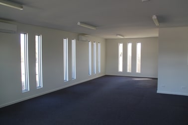 Suite 4, 103 Peel Street Tamworth NSW 2340 - Image 2