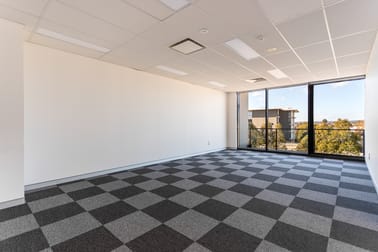 3.19/29-31 Lexington Drive Bella Vista NSW 2153 - Image 2