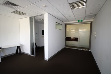 117/3 Male Street Brighton VIC 3186 - Image 3