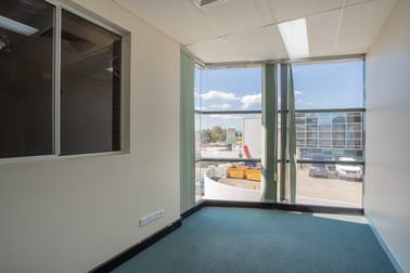 19/10 Chilvers Road Thornleigh NSW 2120 - Image 3