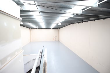 2/2 Torca Terrace Mornington VIC 3931 - Image 3
