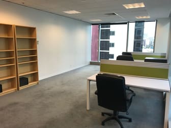 922/401 Docklands Drive Docklands VIC 3008 - Image 3