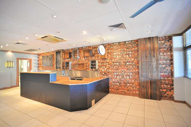Shop 5/3360 Pacific Highway Springwood QLD 4127 - Image 1