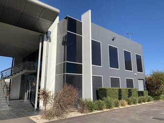 5-95 Salmon St Port Melbourne VIC 3207 - Image 1